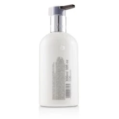 Molton Brown Re-Charge Black Pepper Body Lotion 300ml/10oz -Baxt Beauty Shop 23108698121 2